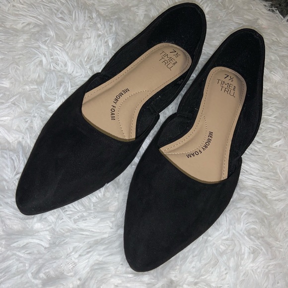 Flats - Picture 2 of 7